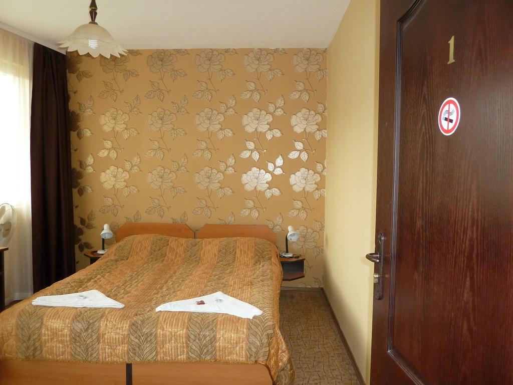 Tarnovski Dom Guest Rooms Veliko Tărnovo Exterior foto